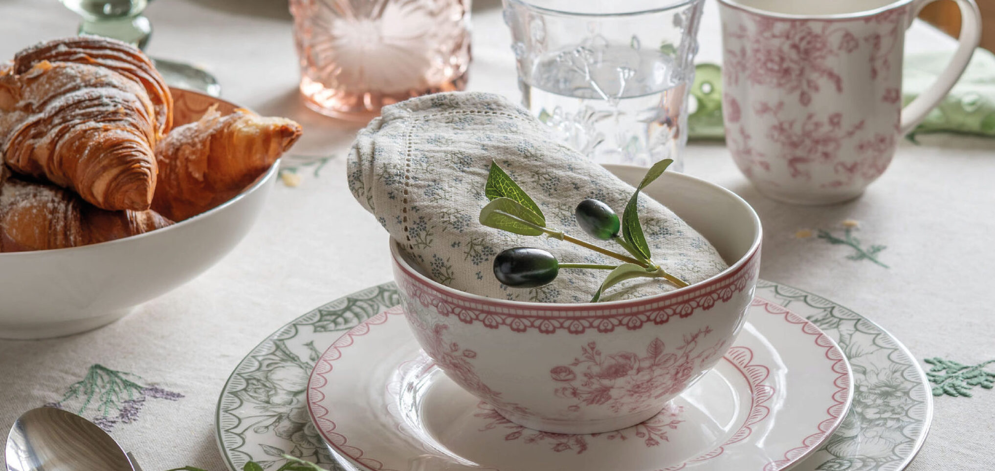 03_1080x1350_Servise, glass &bestikk